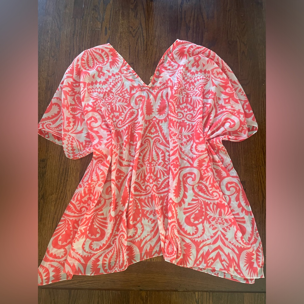 Vibrant swimsuit cover up